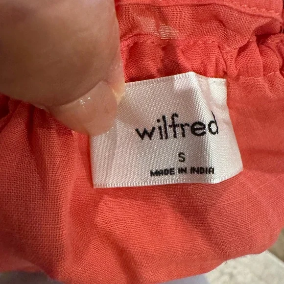 Women's Coral Peasant Blouse - Lightweight V-Neck
Aritzia Wilfred Reiki Blouse - Picture 8 of 9